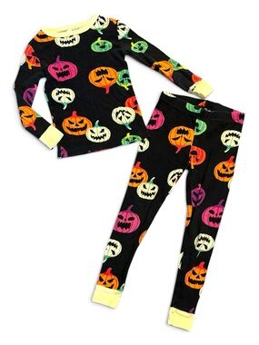 Kids Halloween Pumpkin Pajama Set - Black with Multicolor Jack-o'-Lanterns